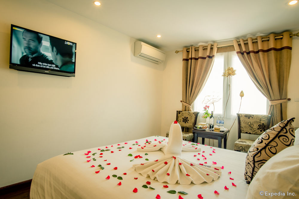 Serene Premier Hotel Hanoi Exterior foto