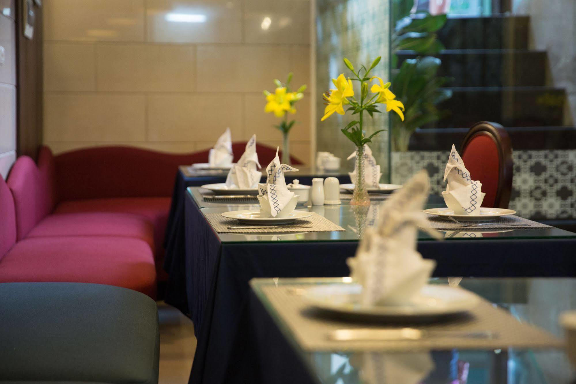 Serene Premier Hotel Hanoi Exterior foto